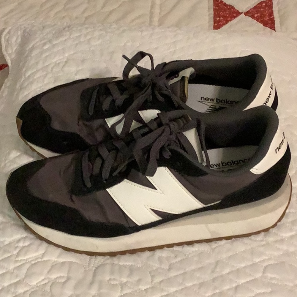 New Balance Retro Runner Sneakers in Black & White